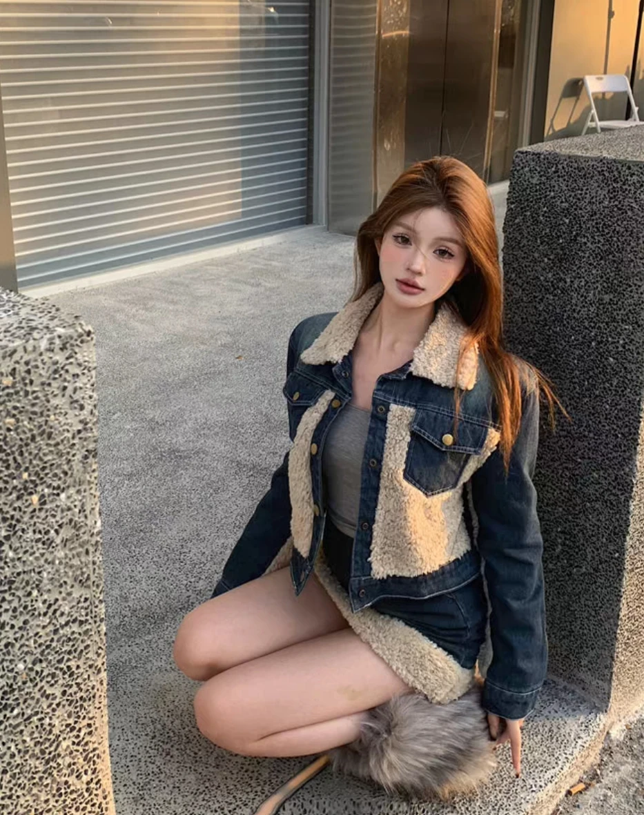 

Джинсовое пальто, черное сексуальное меховое плюшевое женское осеннее приталенное французское шикарное повседневное дышащее утягивающее легкое лоскутное пальто для женщин