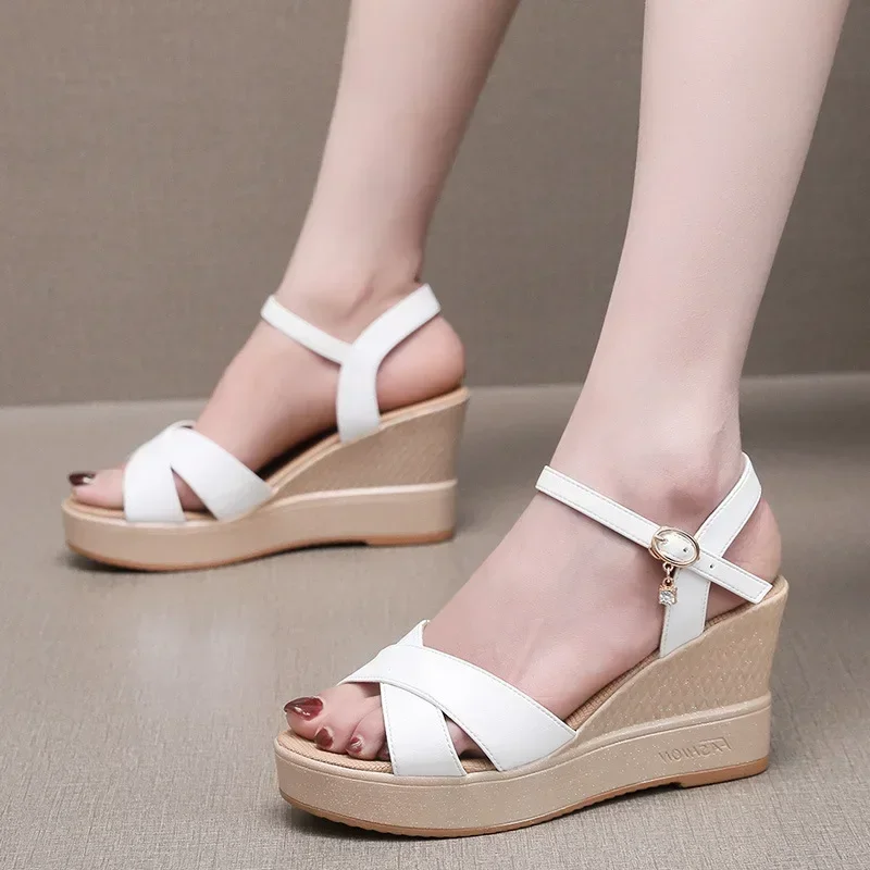

8cm Comfortable All Match Soft Leather Shoes Platform Wedges Sandals 2025 Summer Womens High Heels Sandals for Office Mom Beach