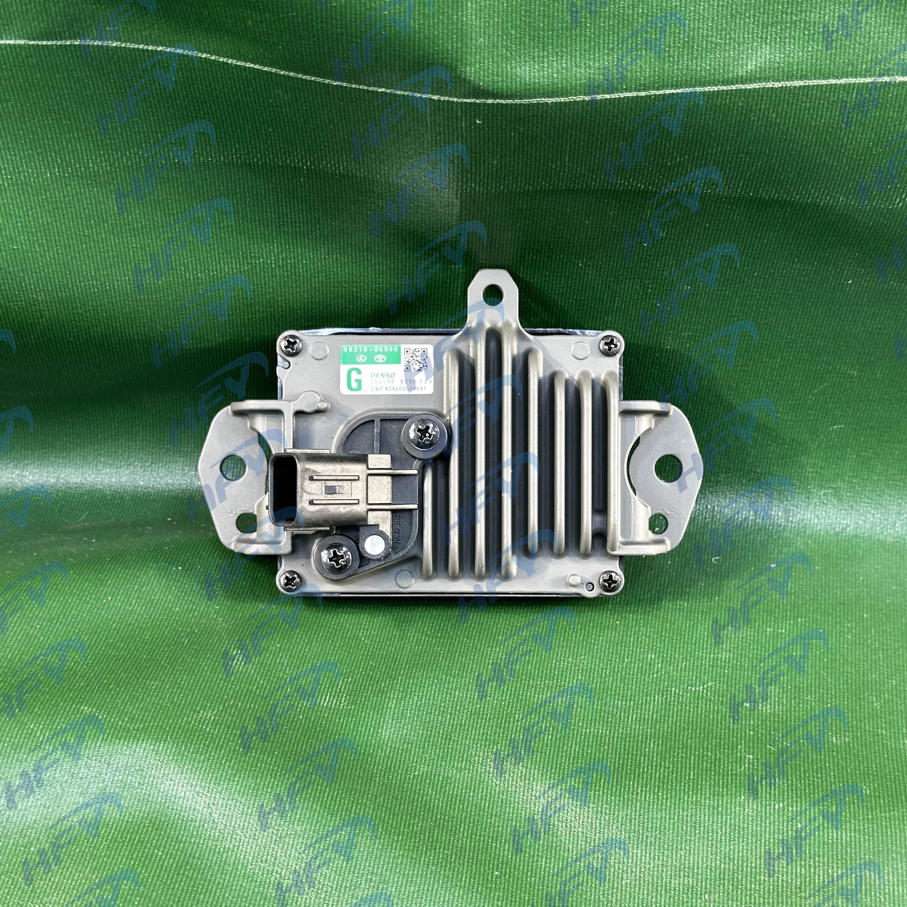 

88210-06060 Millimeter-wave radar Sensor Assembly for TOYOTA CAMRY