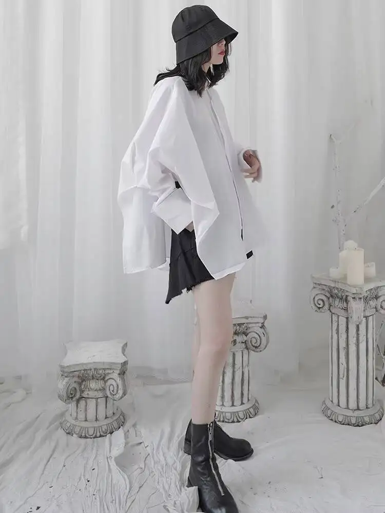 

Ladies Long Sleeve Shirt Spring And Autumn New Japanese Irregular Personality Batman Solid Color Leisure Loose Large Shirt