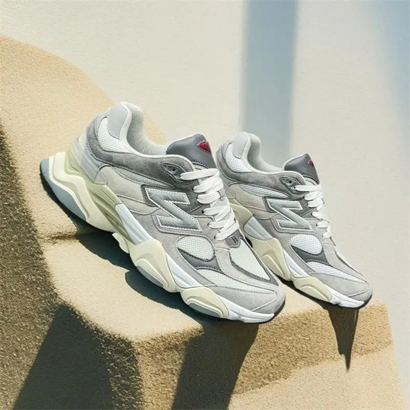 2024 nuevos zapatos deportivos informales Retro de corte bajo para hombres y mujeres, zapatos para correr cálidos antideslizantes ligeros para exteriores