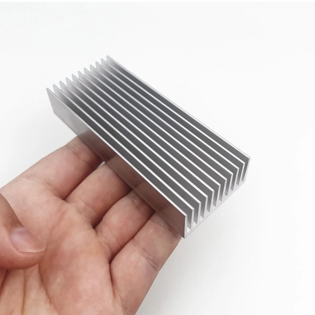 Cooler Aluminum  Radiator Heatsink  Heat Sink Chip for IC Power Transistor  Without Adhesive Backing Length 60mm - 30mm