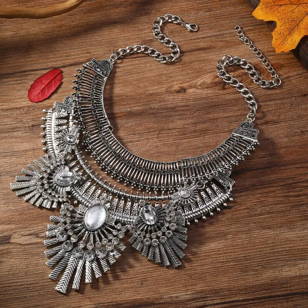 

Vintage Rhinestone Exaggerated Necklace Tassel Alloy Ethnic Style Jewelry Exquisite Accessories Bohemian Style Necklace Women