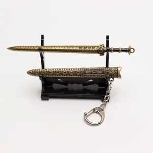Chinesische alte Minischwert mit Hülle, Zinklegierung, Tang Hengdao, Han -Schwert, Waffenmodell, Anhänger Keychain, Cosplay -Accessoires 12 Hauptverkaufsschwert mit Scheide - №4