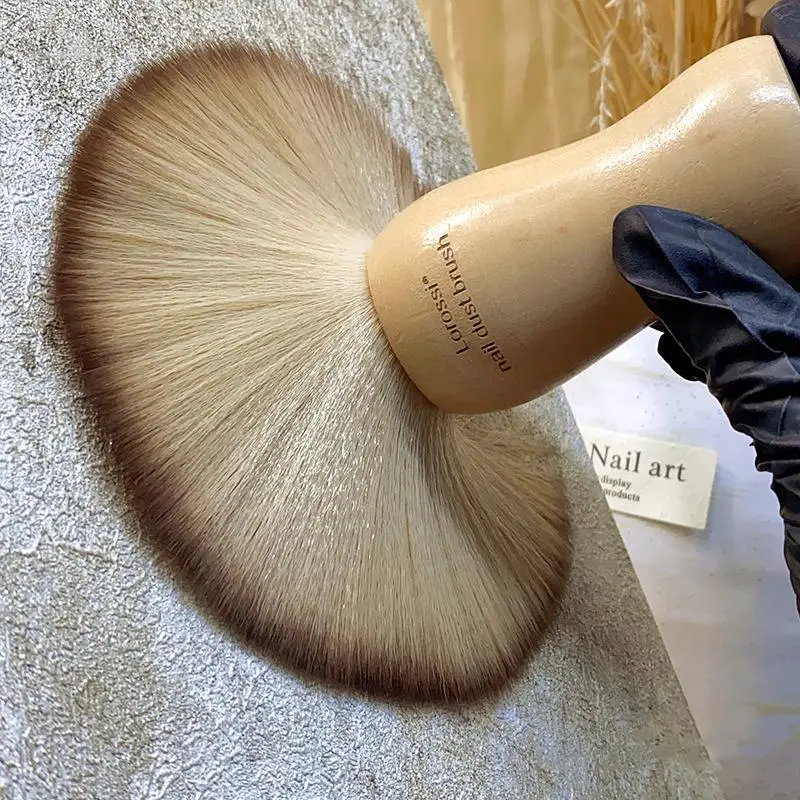 1PC プロフェッショナルふわふわネイルアートブラシラウンド木製ハンドルダストクリーニング化粧ブラシマニキュアアクセサリーサロン機器ツール