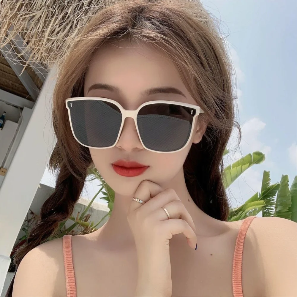 Luxury Brand Sunglasses Women Cat Eye Sun Glasses Woman Vintage Black Fashion Square Big Frame Sexy Female UV400 Gafas De Sol