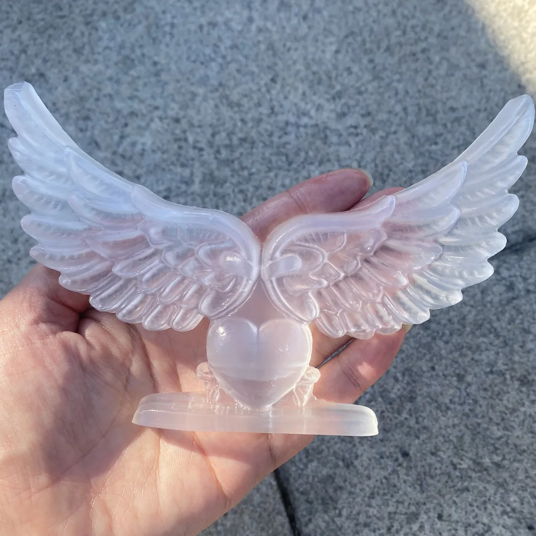 

Beautiful Natural Crystal Healing Stone Crafts White Selenite Statue Cavring Angel Love Wings Home Decorations Mineral Gift