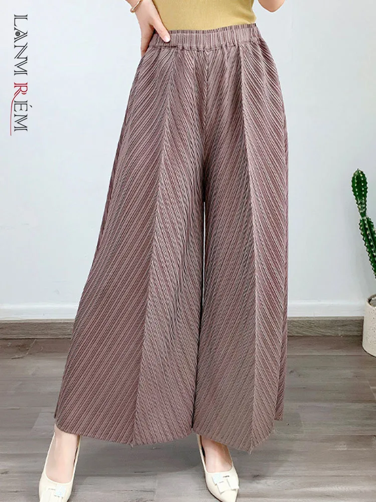 LANMREM Pleated Pants For Women Casual High Elastic Waist Straight Wide Leg Trousers Female Clothing 2024 Autumn New 2YA1628