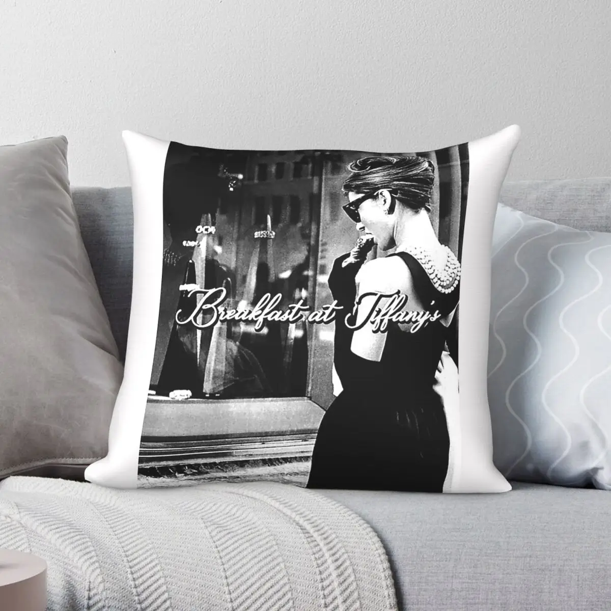 Breakfast At Tiffany's Hepburn Pillowcase Polyester Linen Velvet Printed Decorative Throw Pillow Case Sofa Seater Cushion Cover
