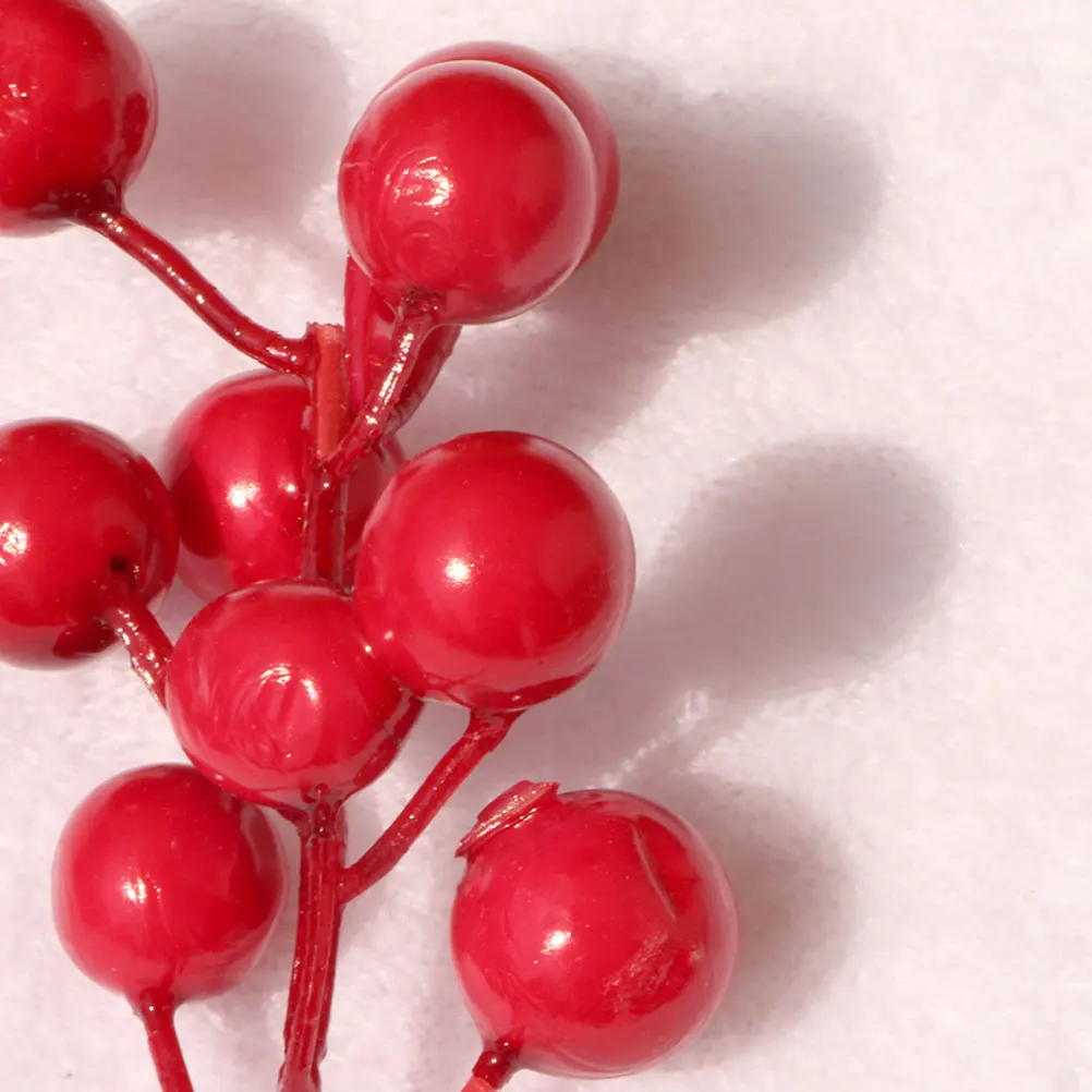 

15Pcs Simulation Berries Picks Artificial Berries Christmas Decorations for Wreaths Centerpieces Garlands Xmas Party Wedding