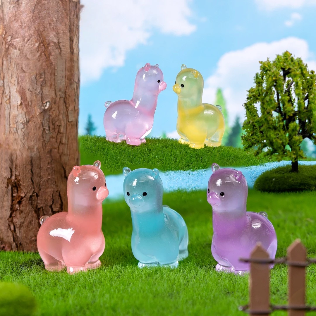 10PCS Mixed Glow in The Dark Alpaca Figurines Luminous Mini Llama Charms DIY Moss Micro Landscape Succulent Garden Decor