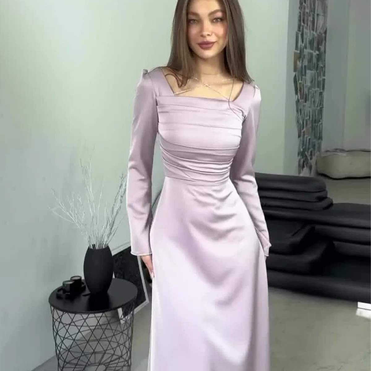 Diamond-encrusted Lace-up Long-sleeved Dress for Women Satin Dubai Abayas Muslim Casual Square Collar Women Banquet Party Dress