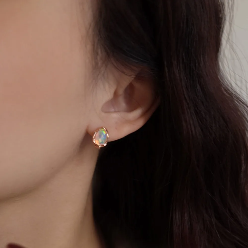 Vintage Temperament  925 Sterling Silver Iridescent Opal Elliptical Stud Earrings for Women Fashion Designer Jewelry Accessories