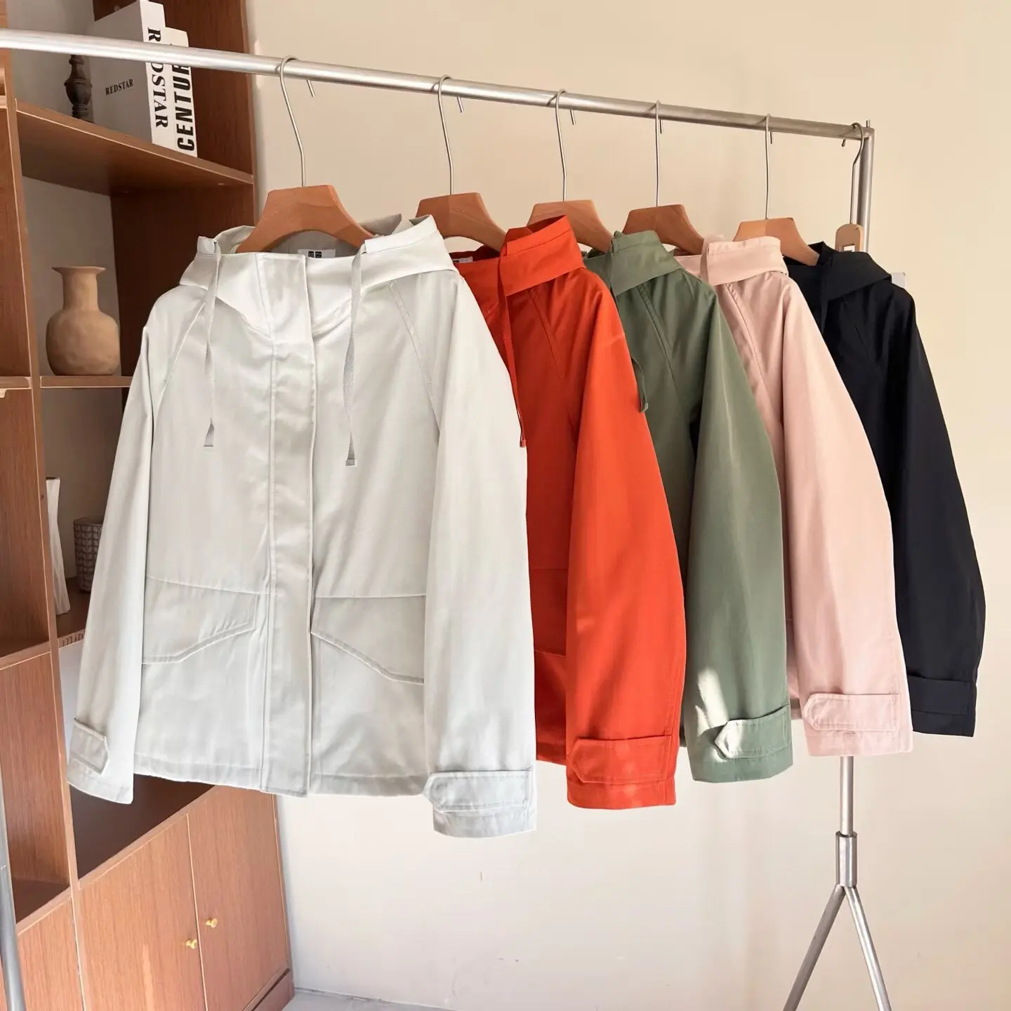 

Quality Women's Spring Jacket Shoulder Sleeve Red New Year Loose Shape Casual Short Coat with Hood Loose Fit Outerwear