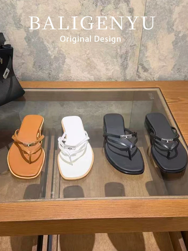 

Korean Style Sheepskin Version 2026 New Women's Flip Flops Sandals Comfortable Flat Heel Beach Shoes Versatile for Outdoor Wear