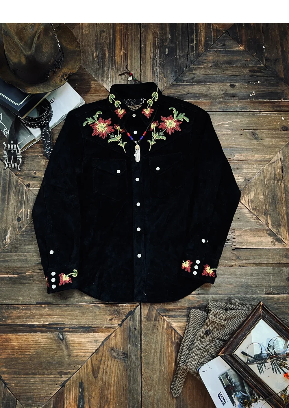 

Tailor Brando New Zealand Uncoated Translucent Dye Crafted Suede Embroidered Floral Musician Leather Shirt