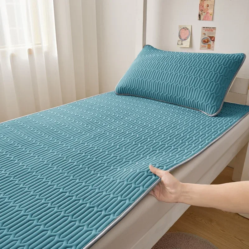 

Latex Summer Mat Kit Cooling Feel Bed Pad Cold Sleeping Bed Mat for Summer Breathable Folding Cool Mat