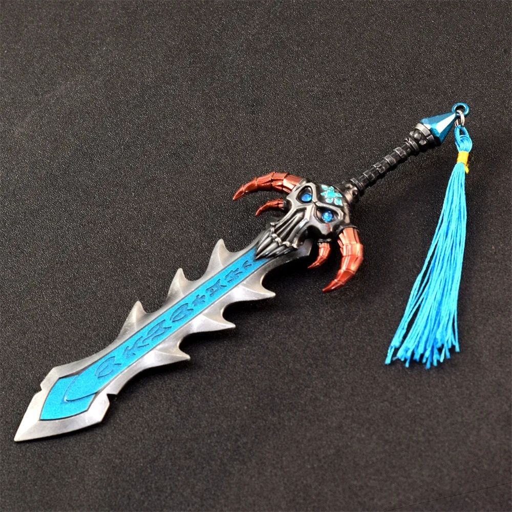 20cm Slayer of The Lifeless Sword Keychain WOW Game Peripherals Instance Zones Naxxramas All Metal Sword Model Ornament Gifts