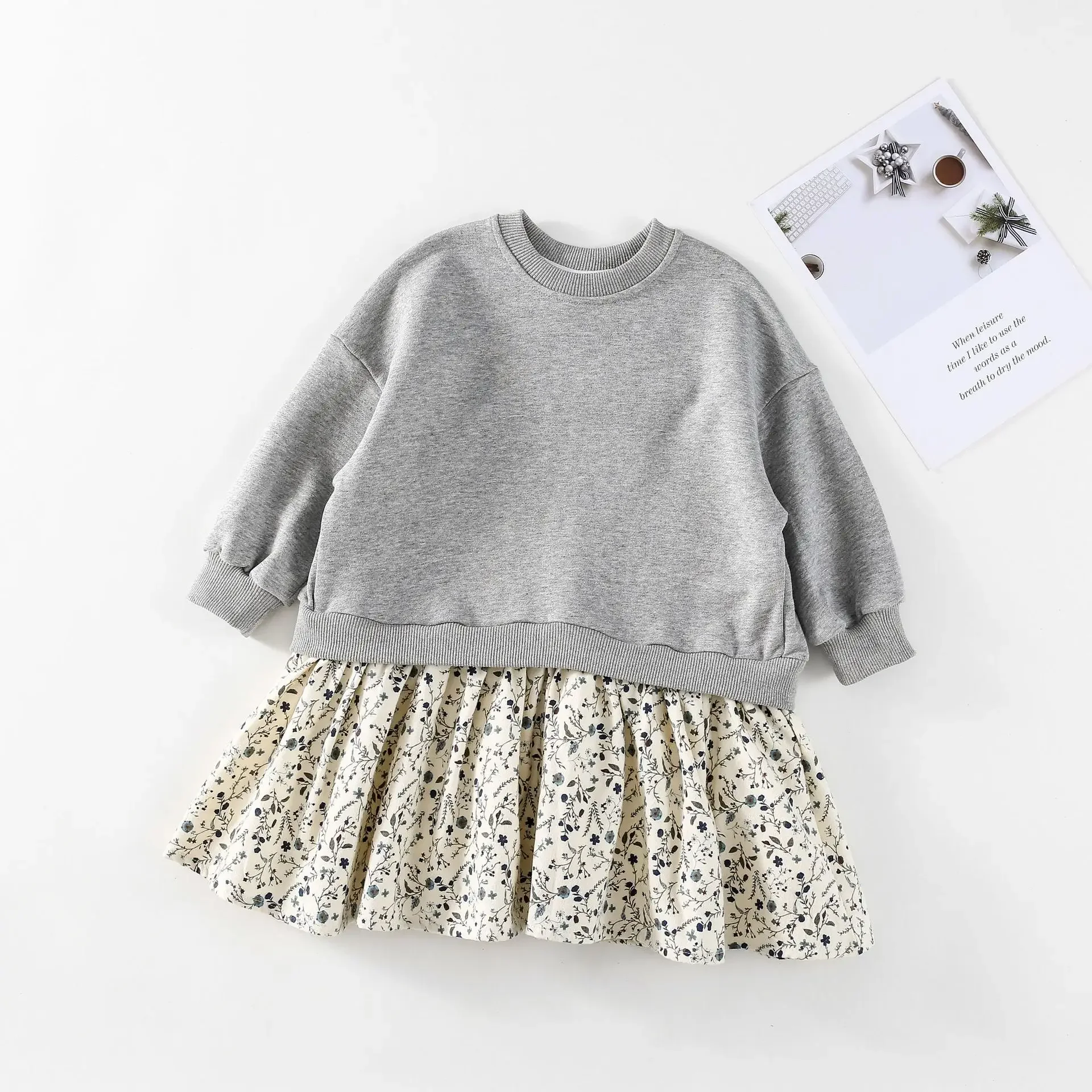 Childrens Dresses New Autumn Outfit Korean 2024 Girl Broken Flowers Autumn Sweatshirt Patchwork Floral Fake Two Items Dresses