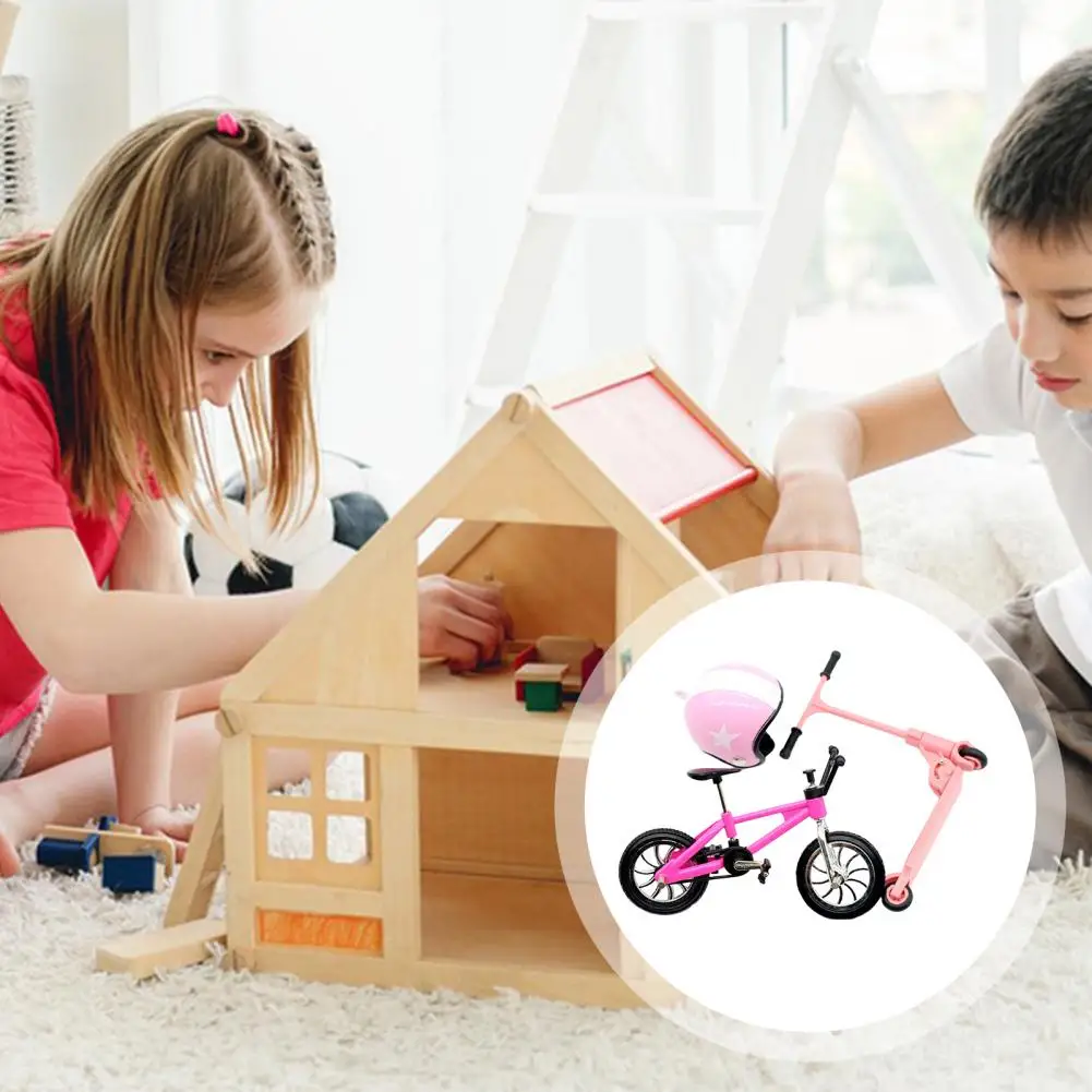 Dollhouse Bicycle Model Dollhouse Helmet Accessory Miniature Bicycle Scooter Helmet Set Finger Bike Toy for Doll Houses for 1/6