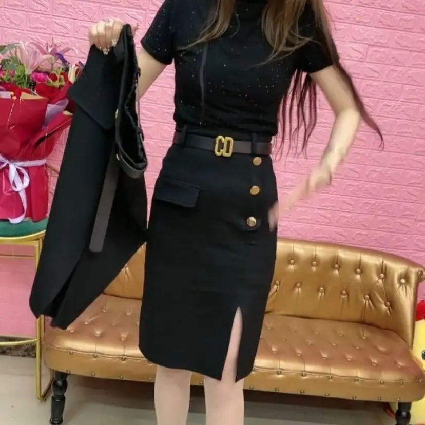 2024 Summer Fashionable Slim Fit Half Skirt for Women Versatile Trendy Black Elegant Hip Wrapping Medium-length Women's Skirt