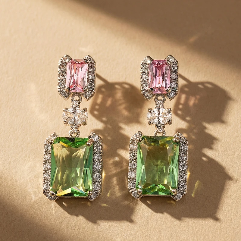 

Роскошные винтажные серьги-подвески с изумрудной огранкой для женщин, геометрические прямоугольные серьги с кубическим цирконием, эффектные украшения для свадьбы и вечеринок