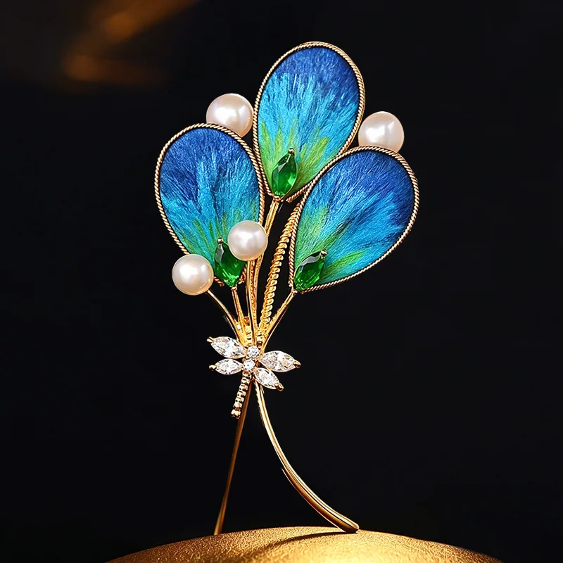 

Ethnic Style Intangible Cultural Heritage Edelweiss Peacock Feather Brooches Luxury Freshwater Pearl Branches and Leaves Broche