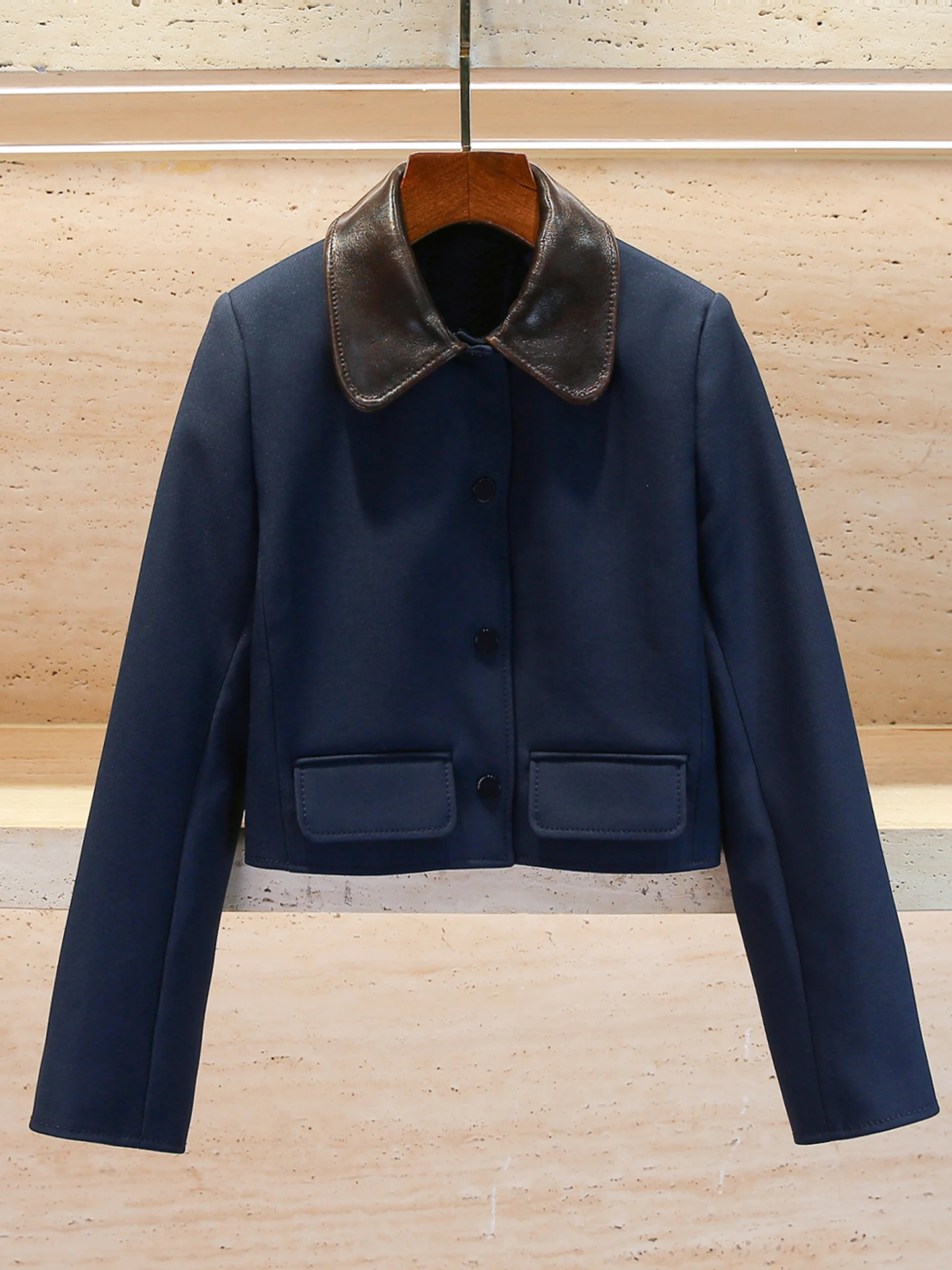 เสื้อแจ็คเก็ตหนังแท้ผู้หญิง ดีไซน์ต่อผ้า คอปก แบรนด์ S Home Nan You รุ่นใหม่ล่าสุดสำหรับฤดูใบไม้ร่วง สไตล์ลำลอง เรียบหรู ทรงตรง