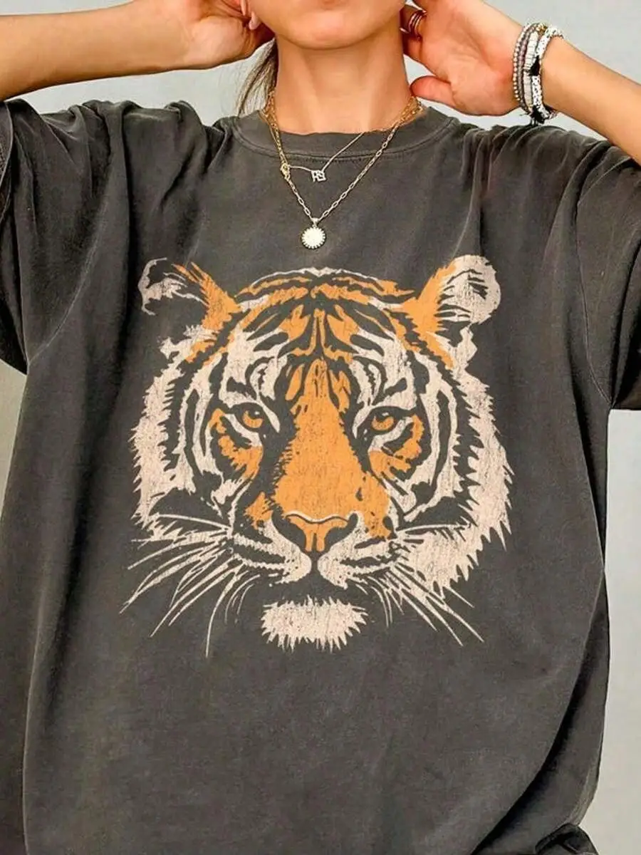 2026 Summer TopsWomen s Vintage Tiger Face Print Washed T-Shirt - Oversized Relaxed Fit Short Sleeve Round Neck Casual Summer Beachwear, Soft Bre