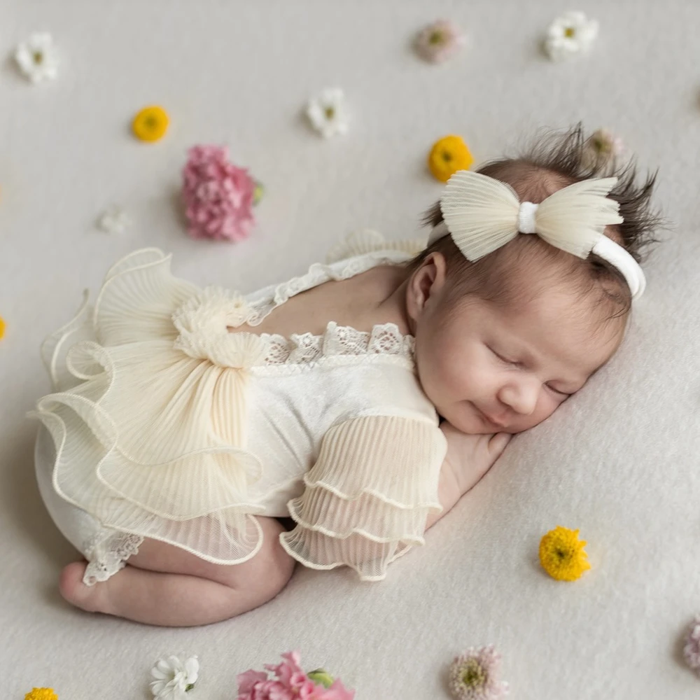 

Реквизит для фотосессии новорожденных: кремовый кружевной комбинезон с рюшами для девочек, наряд принцессы, одежда для фотосессии младенцев, кружевной комбинезон-пачка
