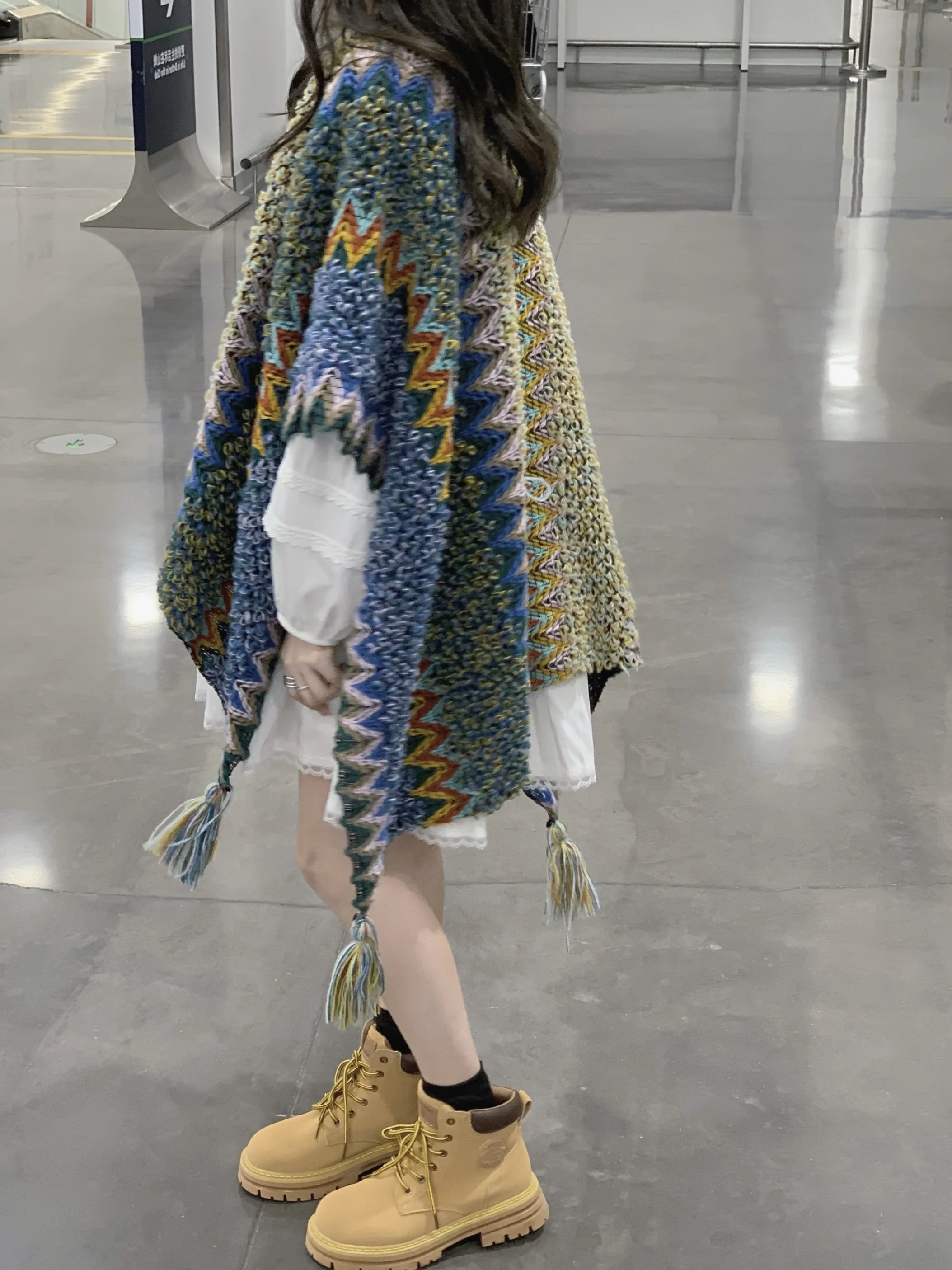 

Женское пальто-накидка в винтажном этническом стиле, весна 2023, удлиненное, из других материалов