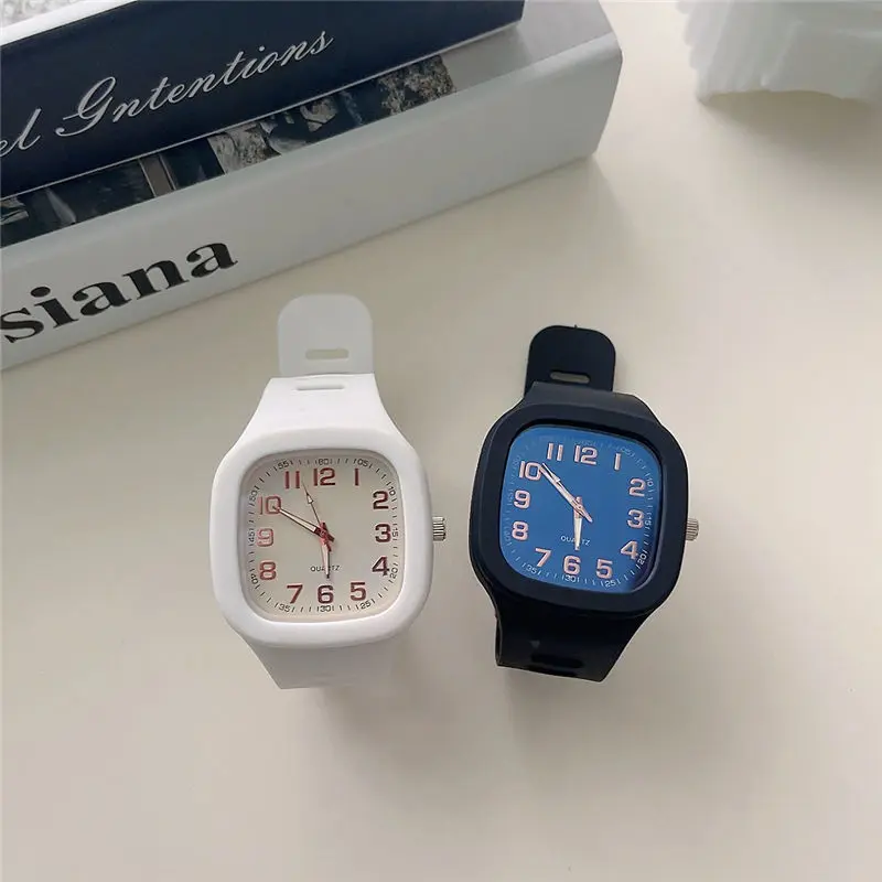 Square Quartz Watches for Men and Women Reloj Mujer Simple Waterproof Sports Digital Watch Leisure Fashion Students Couple Watch