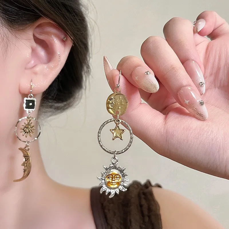 

Asymmetrical Sun Moon Tassel Pendant Earrings Trendy Y2K Retro exaggerate Luxury Jewelry Holiday Light Long Drop Earrings
