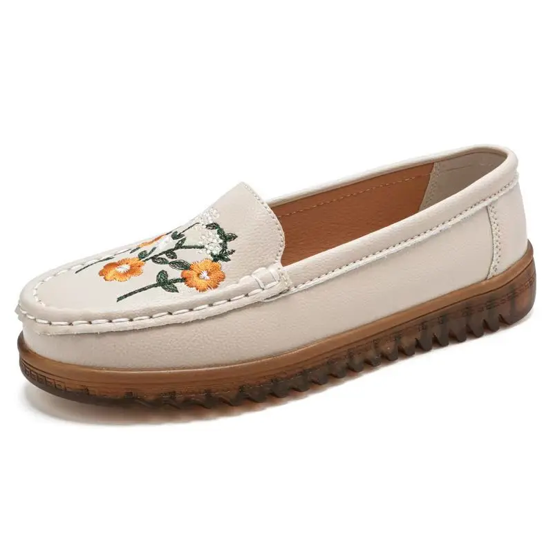 

Women Leather Embroidered Big Size Flat Sole Shoe Spring Autumn Round Toe Shallow Slip On Soft Sole Loafers Quinquagenarian Shoe