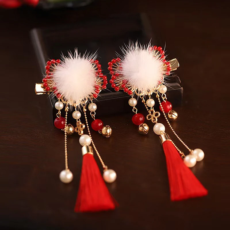 1 คู่สีแดง Fur Ball พู่ Bell คลิปผมสาว Hairpins อุปกรณ์เสริมผมสไตล์โบราณ Barrettes เด็ก Headdress