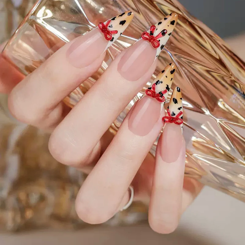 50 قطعة النبيذ الأحمر الراتنج القوس مسمار سحر السائبة مزيج حجم ثلاثية الأبعاد الشريط Bowkont البسيطة Kawaii مسمار الفن اكسسوارات DIY بها بنفسك لطيف الأظافر الزينة