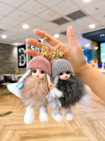 귀여운 끈 만화 pompom 열쇠 고리 여성을위한 패션 진짜 여우 모피 펜던트 가방 자동차 열쇠 고리 소녀 선물 매력 귀여운 플러시 열쇠 고리