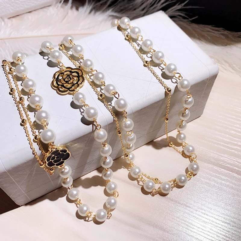 

Luxury Brand Classic Camellia Flower Necklace Imitation Pearl Double Layer Necklace for women's clothing Long Rose Sweater Chain