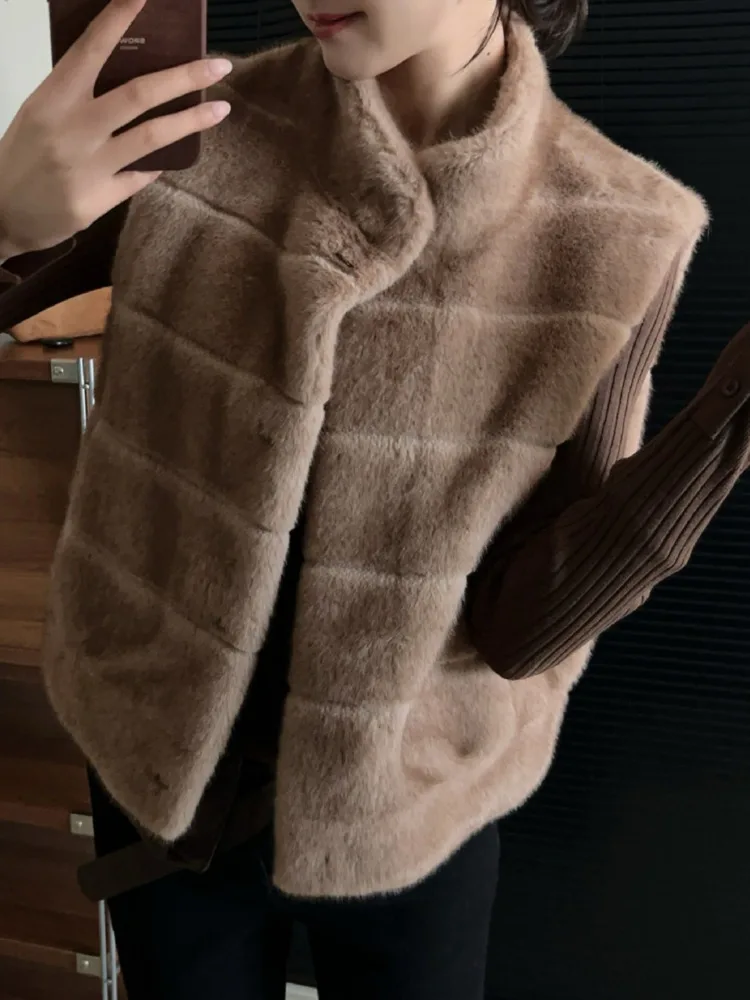 سترة نسائية من الفرو الصناعي من ZMEENNA بدون أكمام ملابس خارجية منفوشة أشعث تصميم شريطي أفقي قطعة طبقات دافئة ZM4451 #4