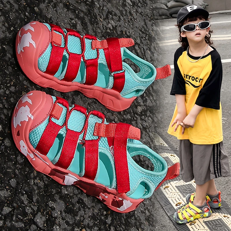 

Children's sports sandals 2025 summer new girls' Velcro toe cap sandals lightweight anti slip boys' beach shoes