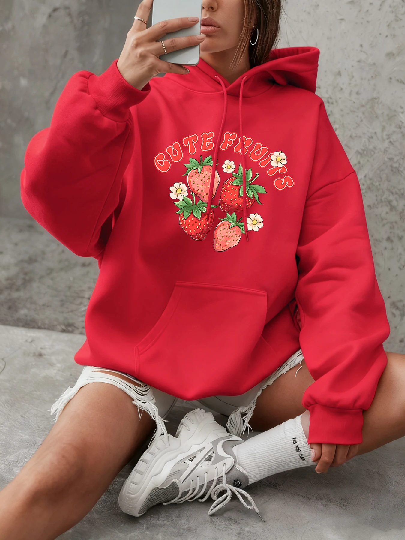 الفراولة الطازجة الفواكه الطباعة امرأة جيب هوديي غير رسمي مريح لينة بلوزات الشارع Crewneck الملابس Y2K الركض القمم