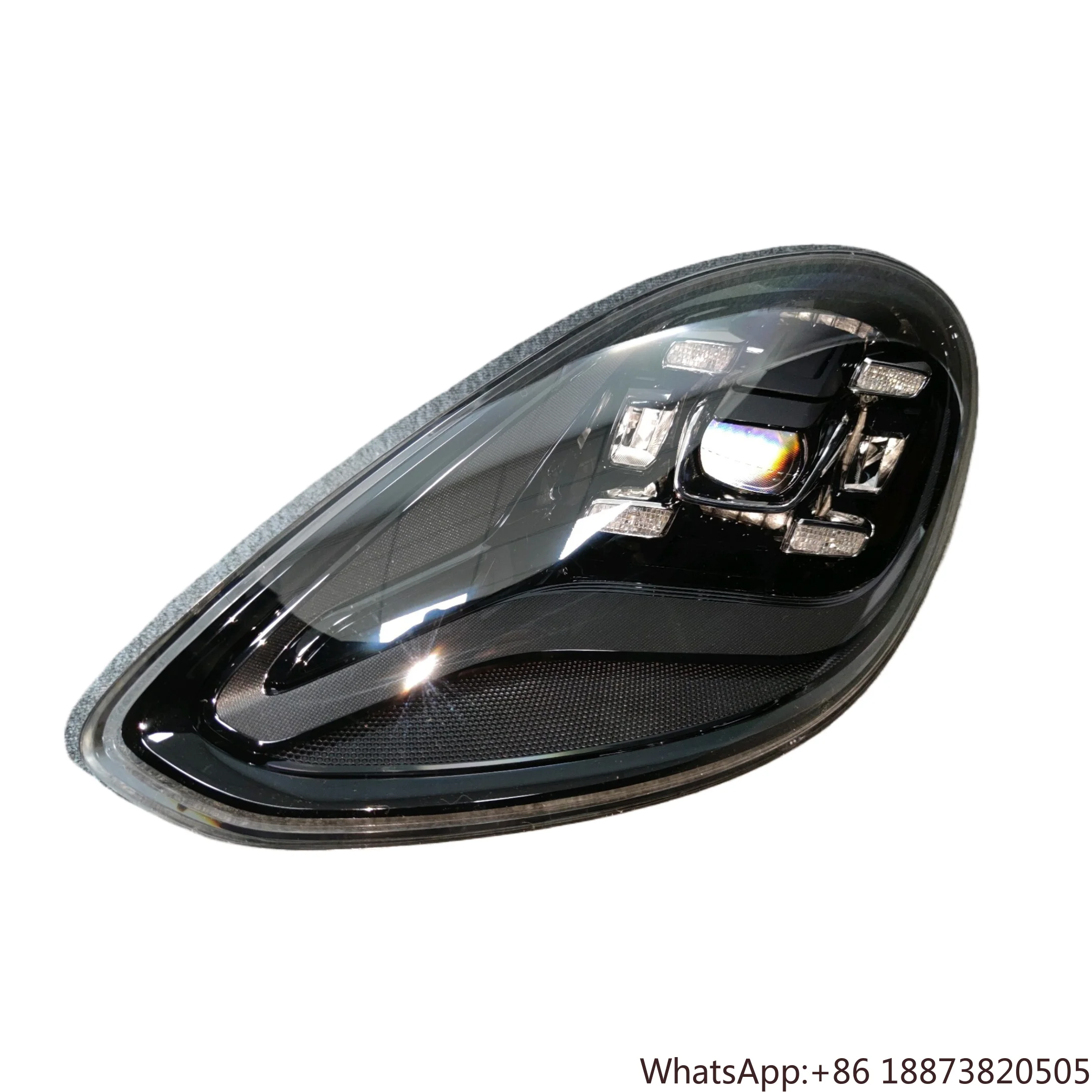 

Suitable for 18 Porsche Panamera Car Headlights, High-quality Lighting System Lights, LED Headlights