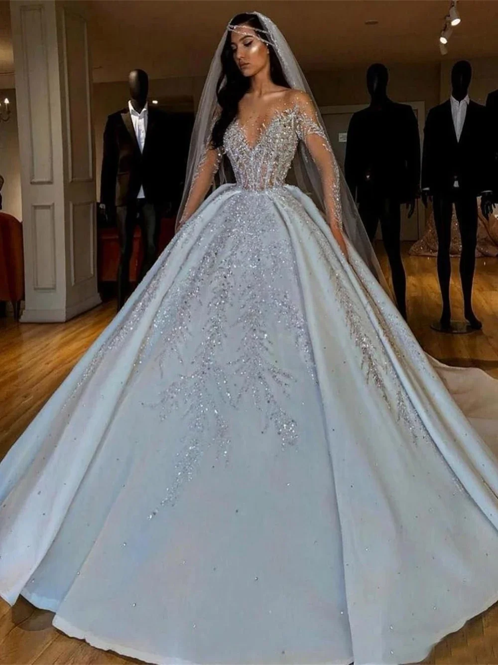 

Customize Beads Sequins Wedding Dress Dubai O-neck Long Sleeve Bride Robe Ball Gown Bridal Gown Robe De Mariée
