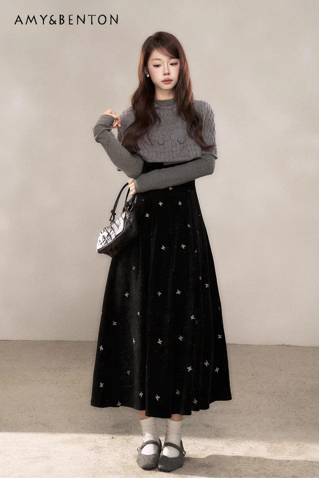 

Autumn Winter Korean Style Black Bow Embroidered Waist-Cinching Long Vest Dress for Women Gray Knitted Cardigan Versatile Top