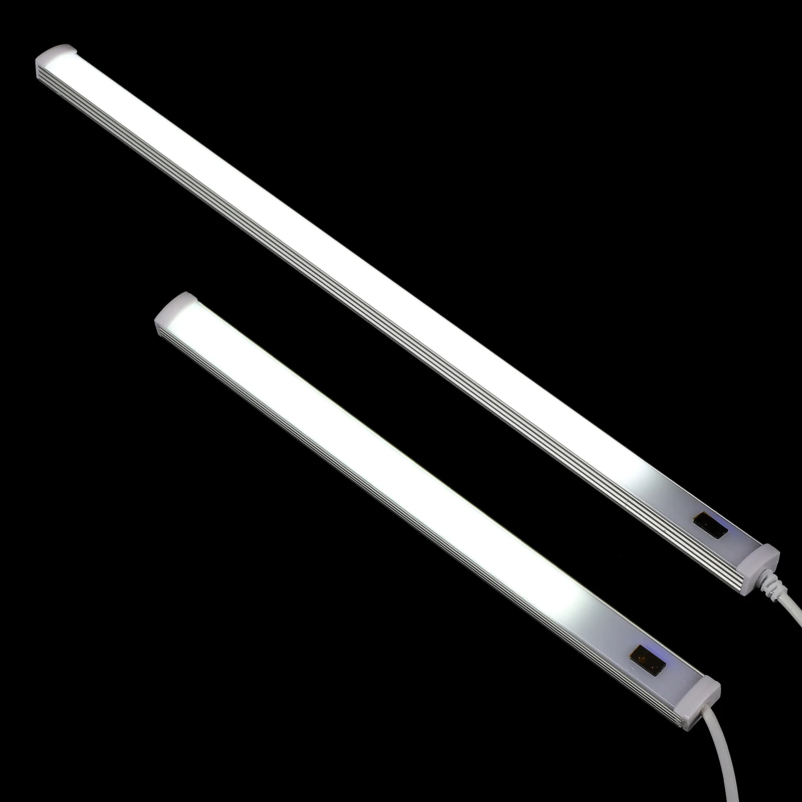 2 pçs sensor de movimento interior luzes led recarregável lâmpada do armário detecção do corpo humano luz suave para armário banheiro cozinha