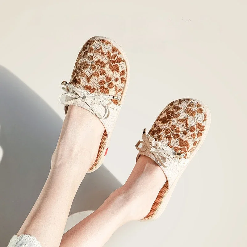 

Fashionable Summer Women's Indoor Anti-Slip Thick-Sole Mesh and Linen Slippers with Elegant Forest Style and Breathable Design