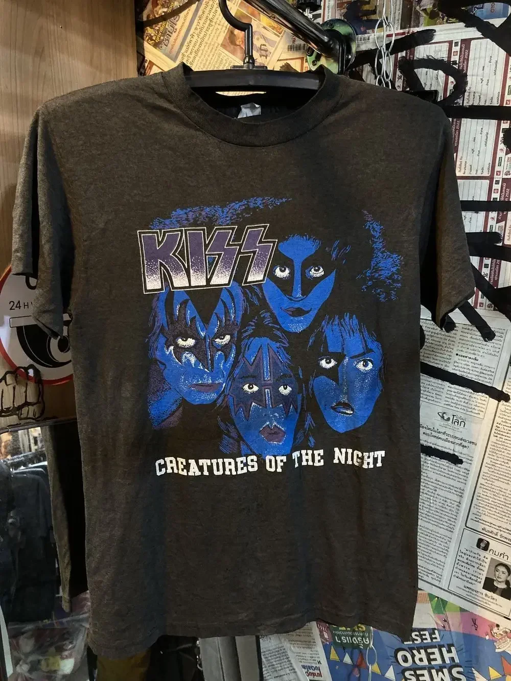 

80’s Kiss tee Creatures Of The Night Remake black Unisex T shirt vtg NH13142