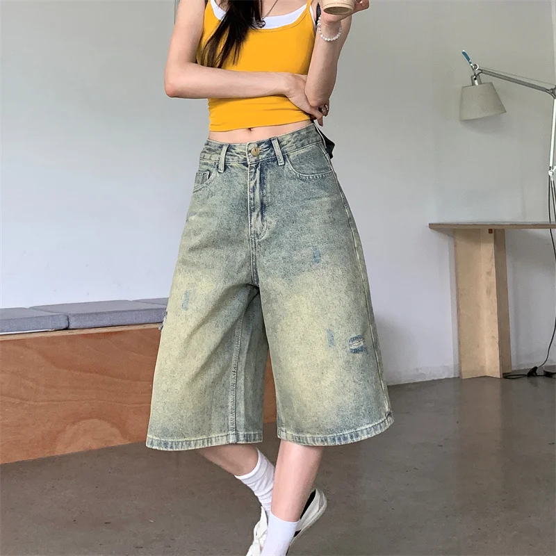 

2025 Trend Women's Y2K Jeans American Vintage Washed Denim Capris Distressed Wide Leg Cropped Casual Pants 2697