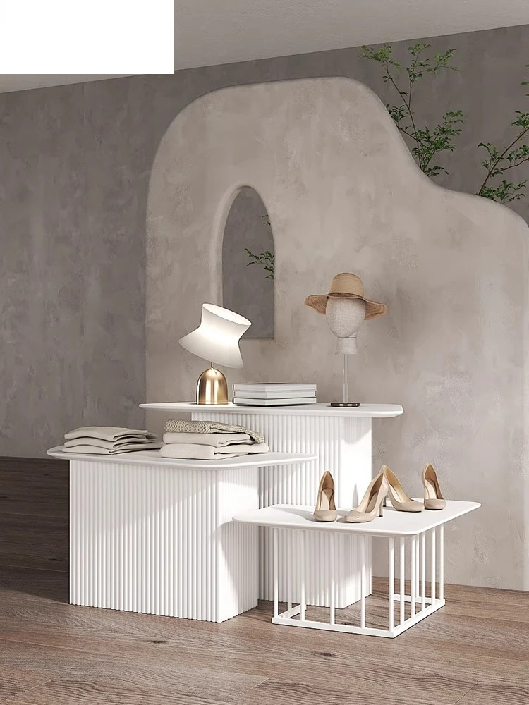 Clothing store water table display table white paint Nakajima table display