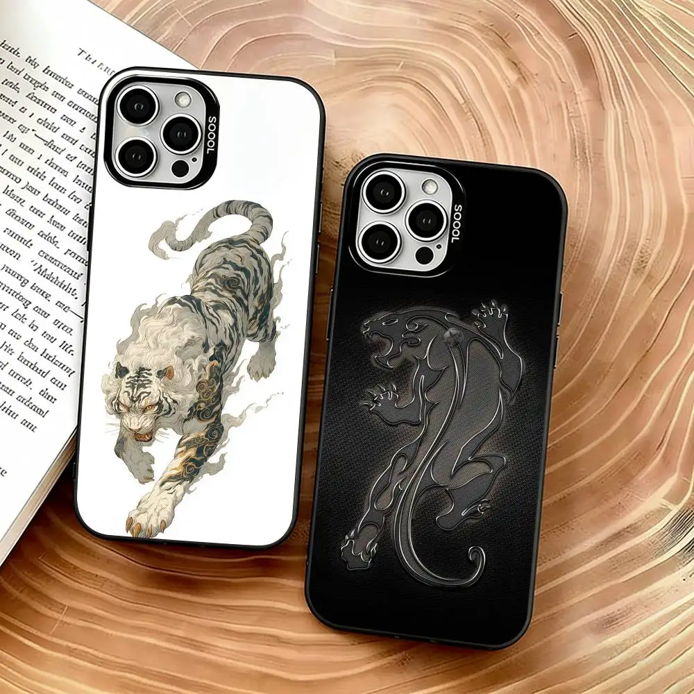 

Striking tiger Phone Case For iPhone 17,16,15,14,13,12,11 Plus,Pro Max,XS,Colorful Silver Black Cover